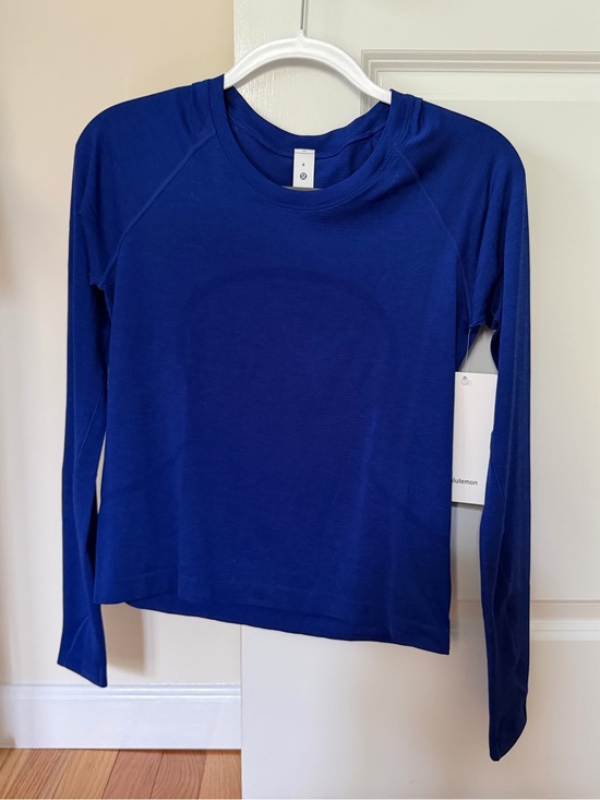 lululemon athletica Tops - NWT Lululemon LS Swiftly Tech Race Length - Deep Sea Blue